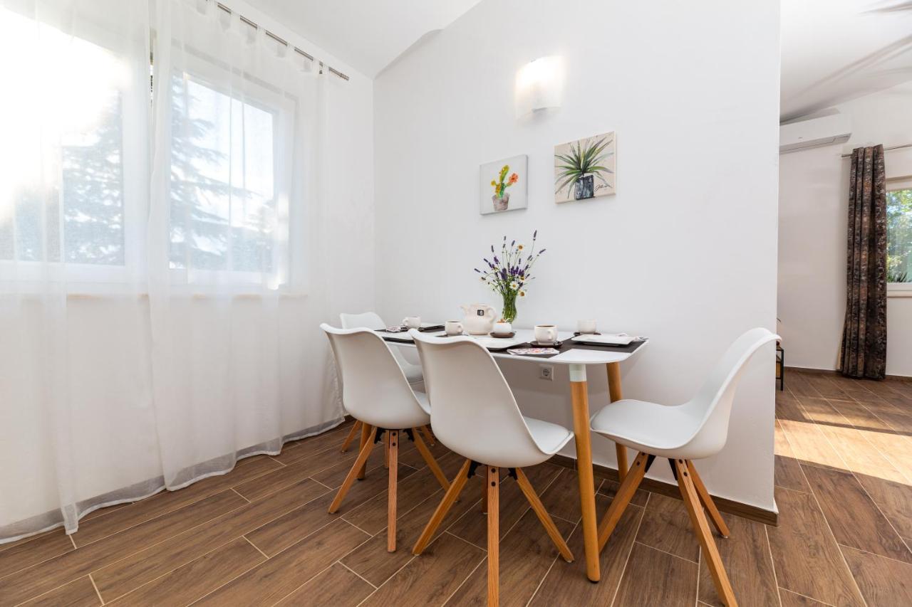 Apartment Nada 1 مالينسكا المظهر الخارجي الصورة