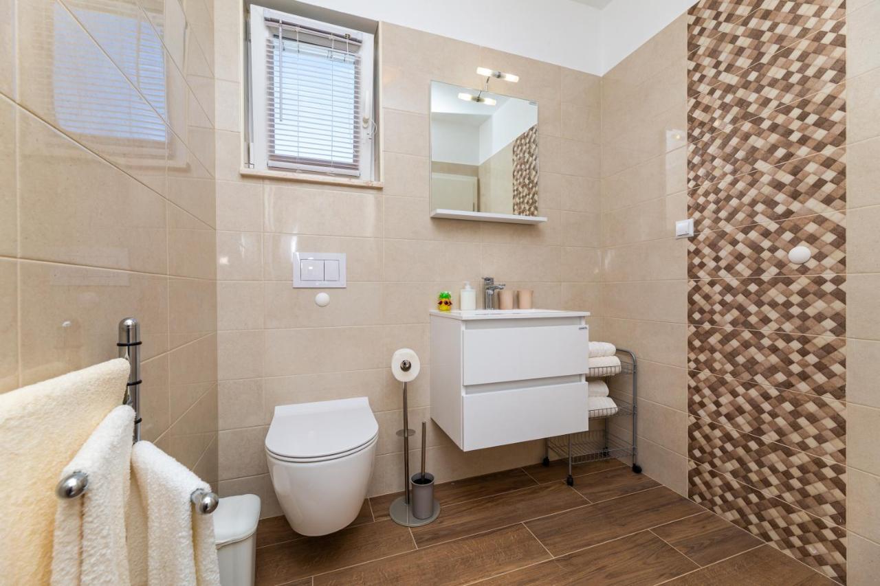 Apartment Nada 1 مالينسكا المظهر الخارجي الصورة