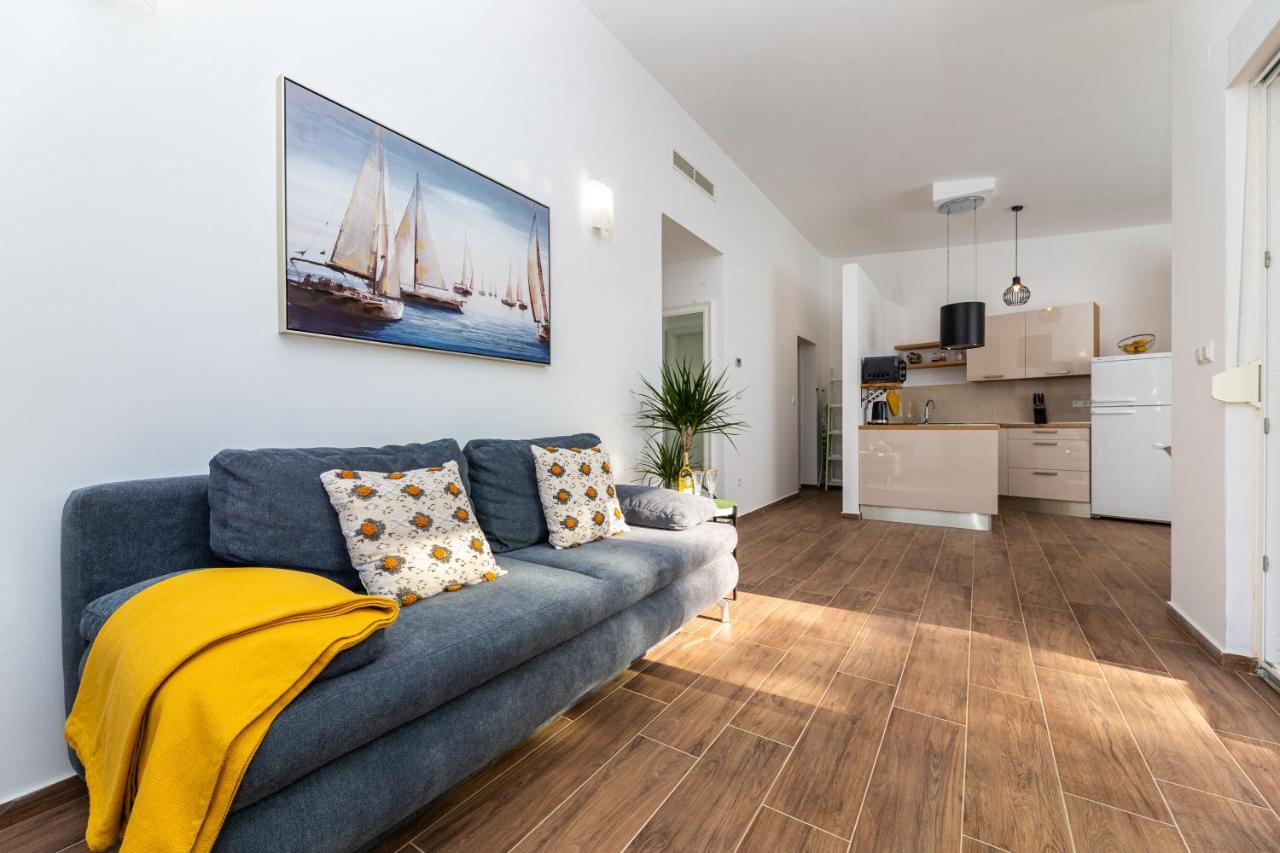 Apartment Nada 1 مالينسكا المظهر الخارجي الصورة