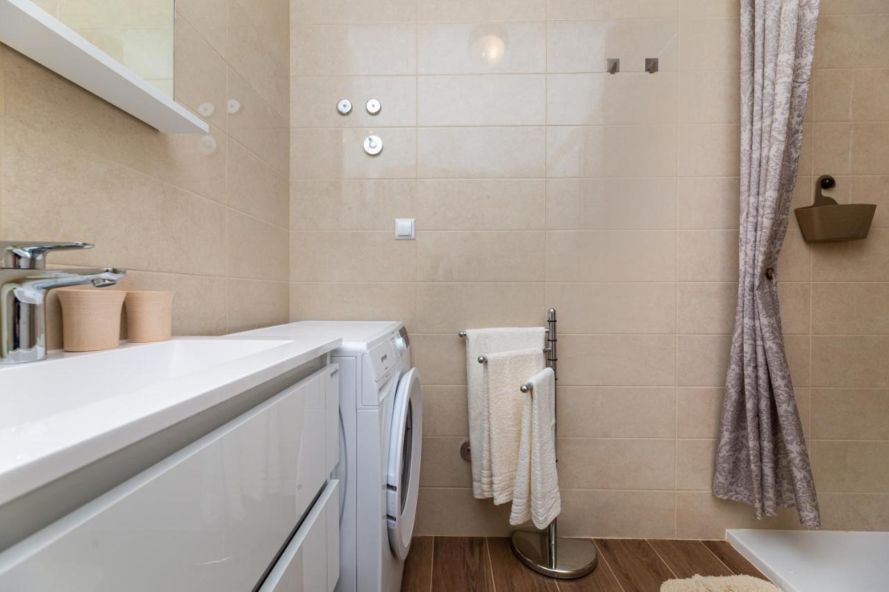 Apartment Nada 1 مالينسكا المظهر الخارجي الصورة